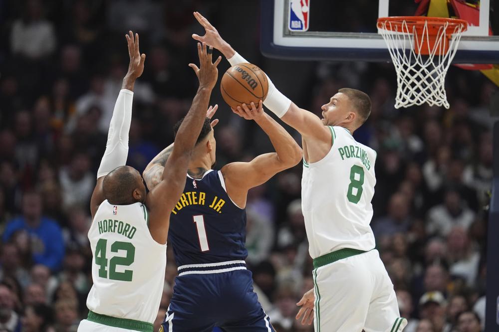 名羽毛球比 名羽毛球比