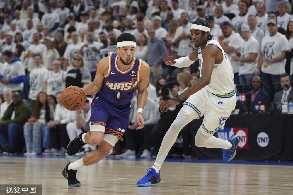 捧起总冠军 捧起总冠军