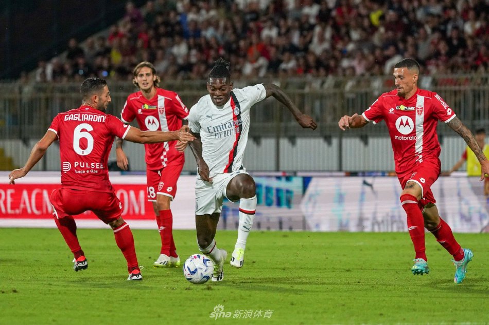 周鹏在主力 周鹏在主力