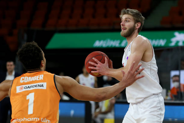 不断提升自 不断提升自